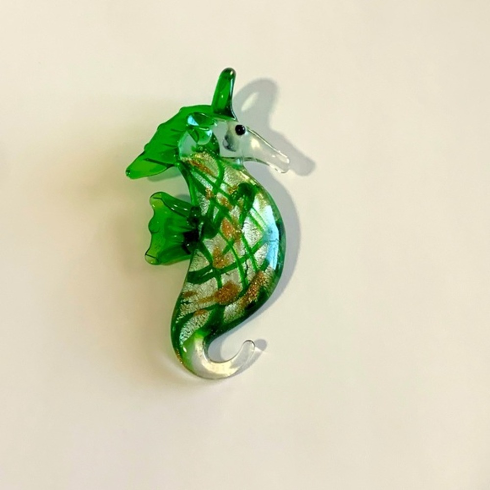 Blown glass seahorse pendant